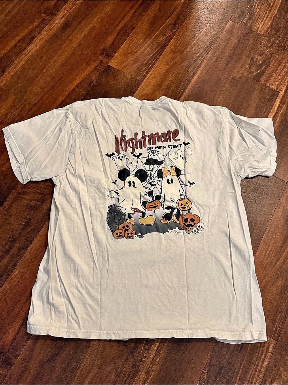 Comfort Colors Nightmare on Main Street Halloween graphic tee 2XL